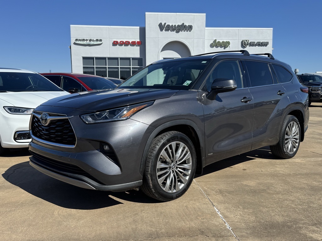 Gray 2022 Toyota Highlander Hybrid Platinum AWD SUV / Crossover All-Wheel Drive Continuously Variable Transmission