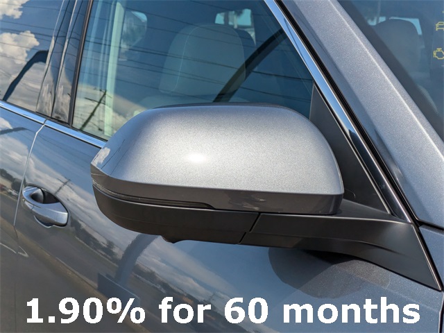 2025 Volkswagen Atlas 2.0T SEL Premium R-Line - 11