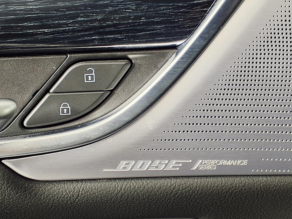 2025 Cadillac XT5 Premium Luxury - 9