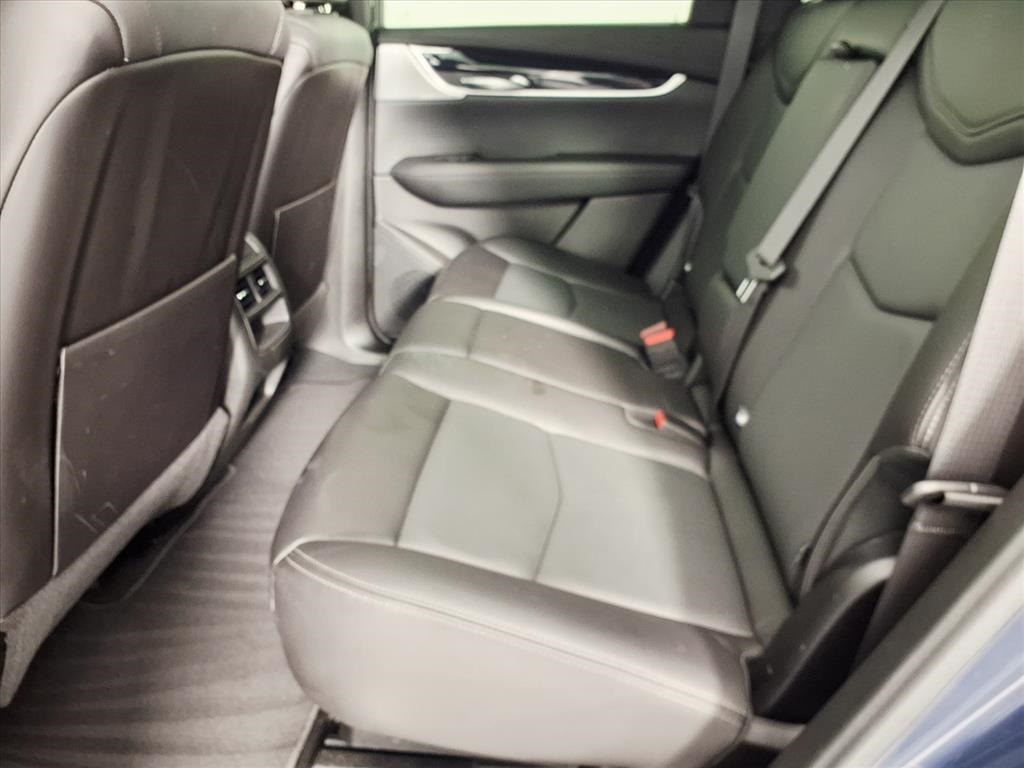 2025 Cadillac XT5 Premium Luxury - 3