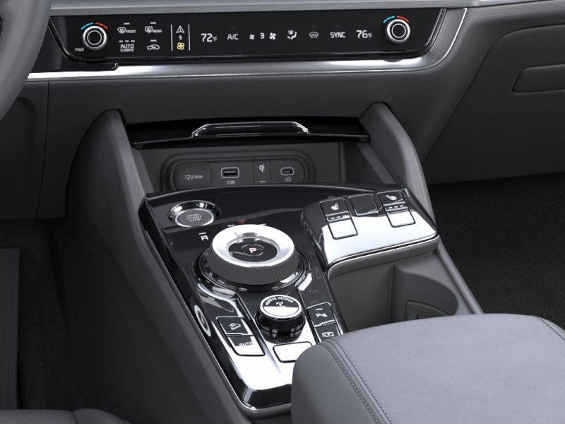 2025 Kia Sportage Hybrid EX White at Shottenkirk Kia Fort Bend