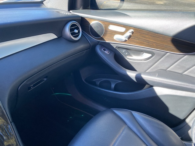 Used Car 2020 Mercedes-benz Glc  Glc 300 For Sale Under $20,000 In San Antonio, Texas