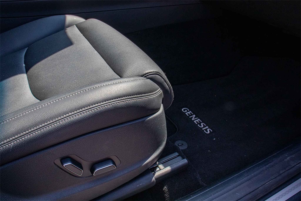 Used Car 2025 Genesis Gv70  2.5t For Sale Under $40,000 In San Marcos, Texas