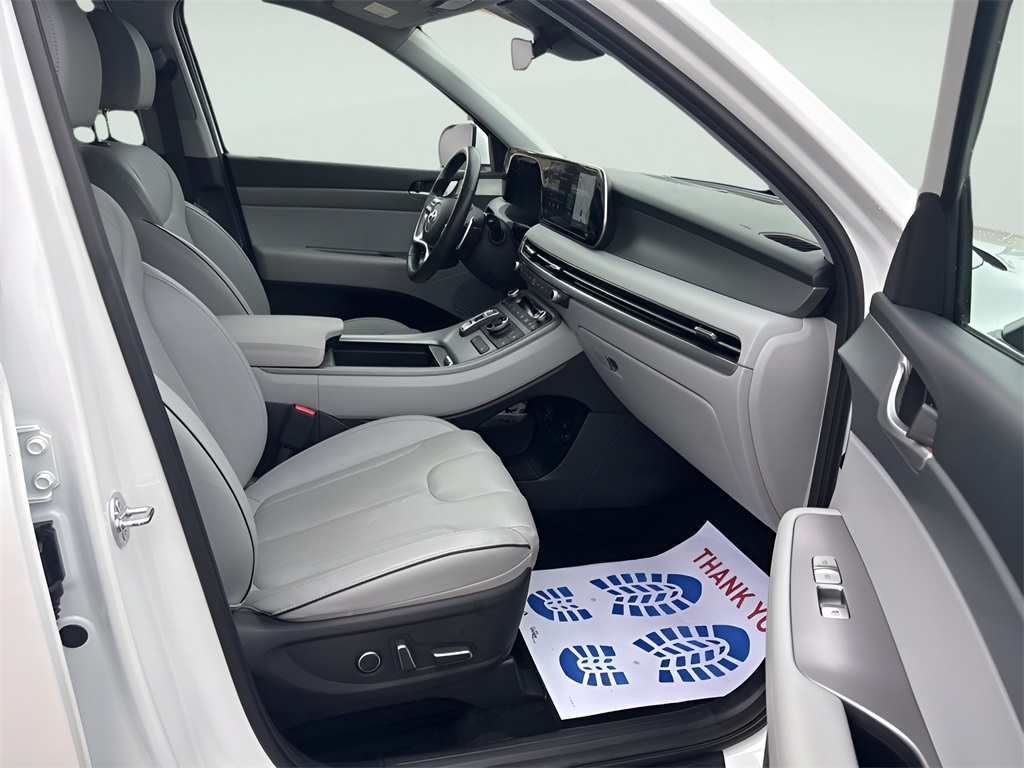 2025 Hyundai Palisade SEL photo 9