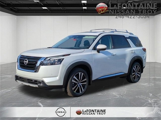 2025 Nissan Pathfinder Platinum 4WD