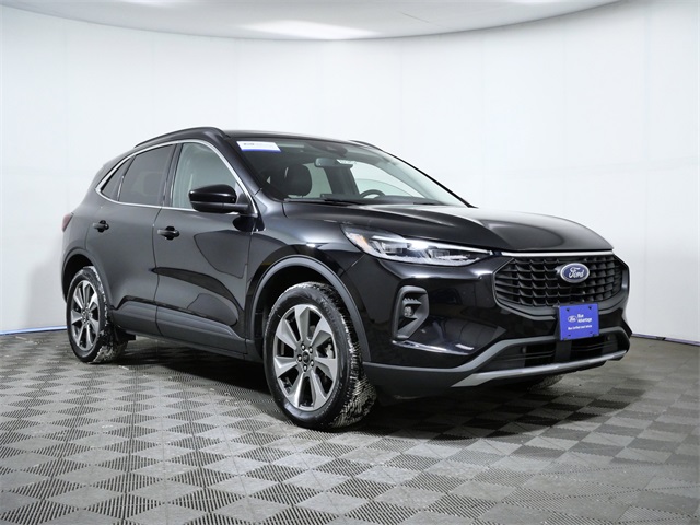 2025 Ford Escape Platinum AWD