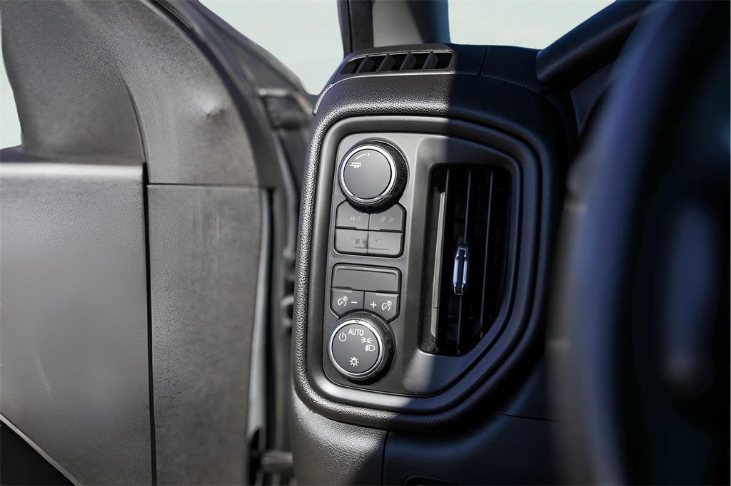 Used Car 2019 Chevrolet Silverado 1500  Custom For Sale Under $30,000 In Austin, Texas