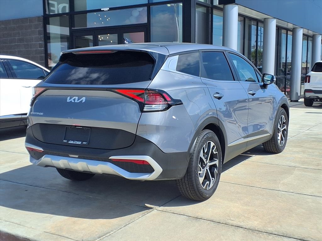 2025 Kia Sportage EX - 3