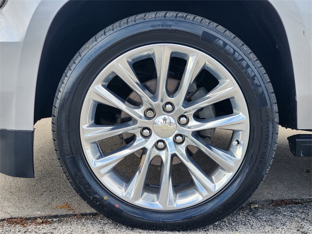 2019 Chevrolet Suburban Premier Silver at Central Houston Nissan