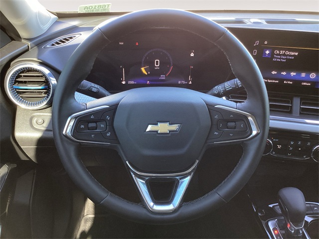 Used Car 2025 Chevrolet Trax  Lt For Sale Under $25,000 In San Antonio, Texas