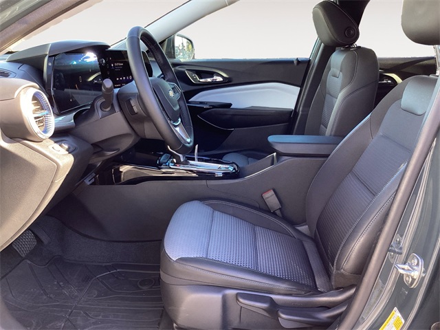 Used Car 2025 Chevrolet Trax  Lt For Sale Under $25,000 In San Antonio, Texas