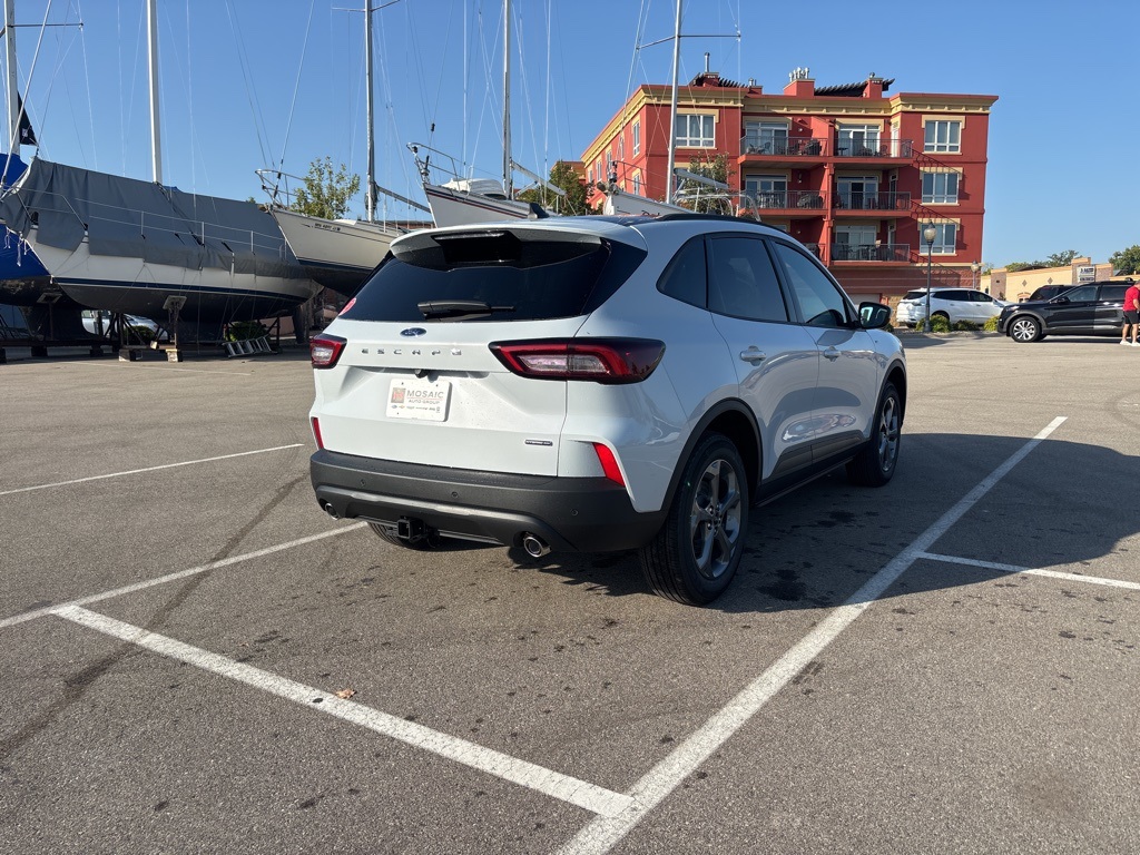 2026 Ford Escape Hybrid