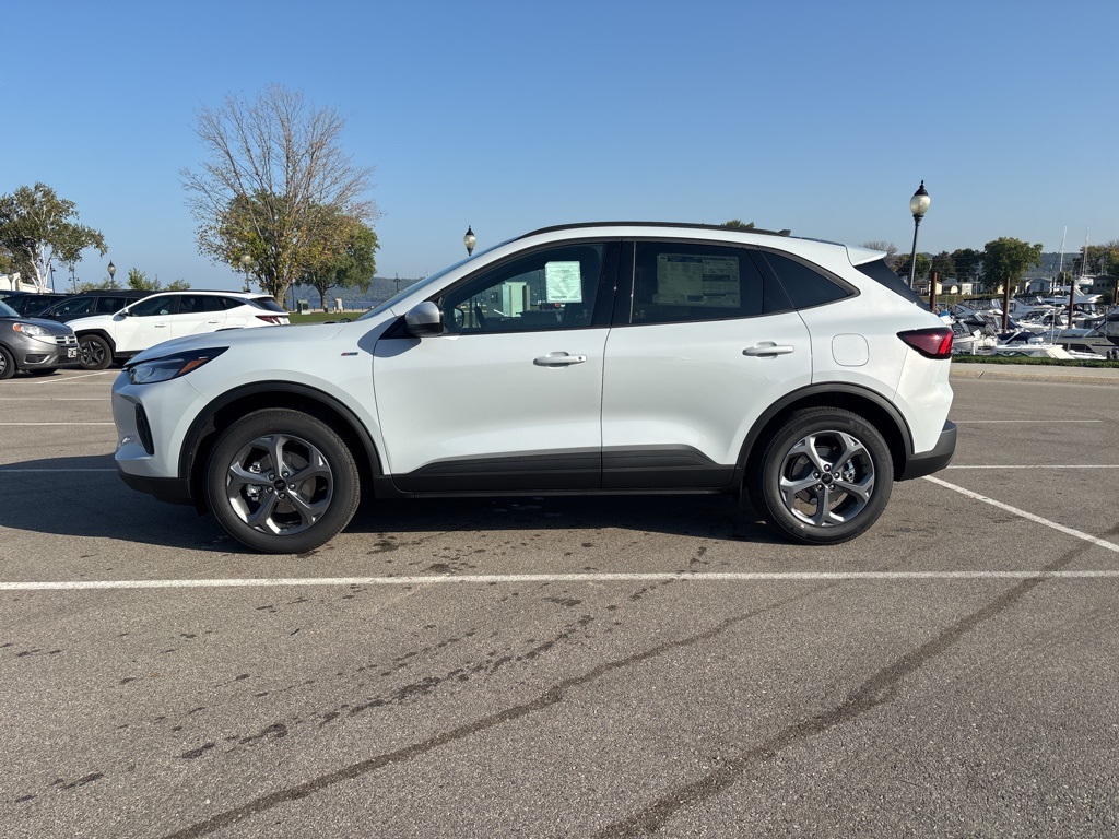 2026 Ford Escape Hybrid
