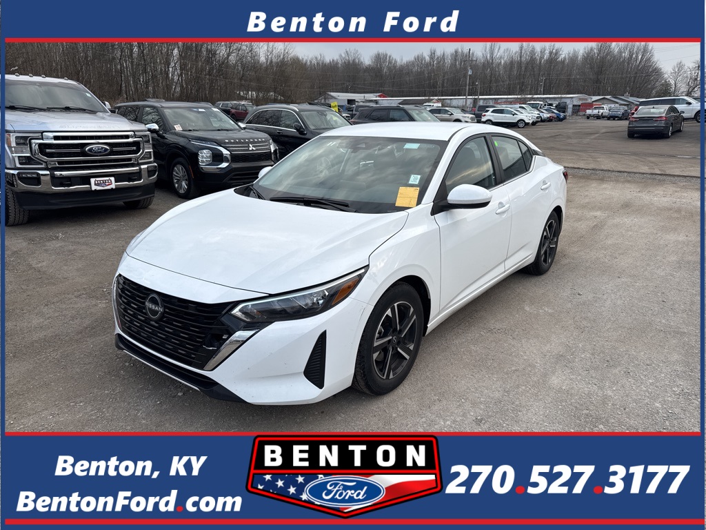 2025 Nissan Sentra SV FWD