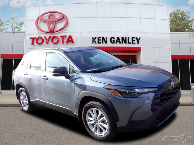 2026 Toyota Corolla Cross LE AWD