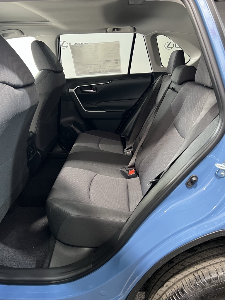 Thumbnail: 2025 Toyota RAV4 - 27