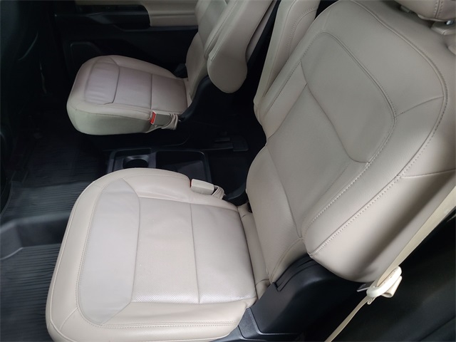 2020 – Ford – Explorer