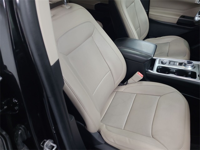 2020 – Ford – Explorer