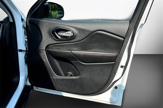 Used 2022 Jeep Cherokee For Sale in Gloucester, MA