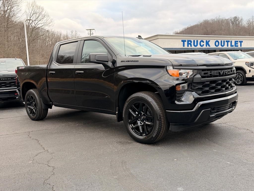 2026 Chevrolet Silverado 1500 Custom Crew Cab 4WD