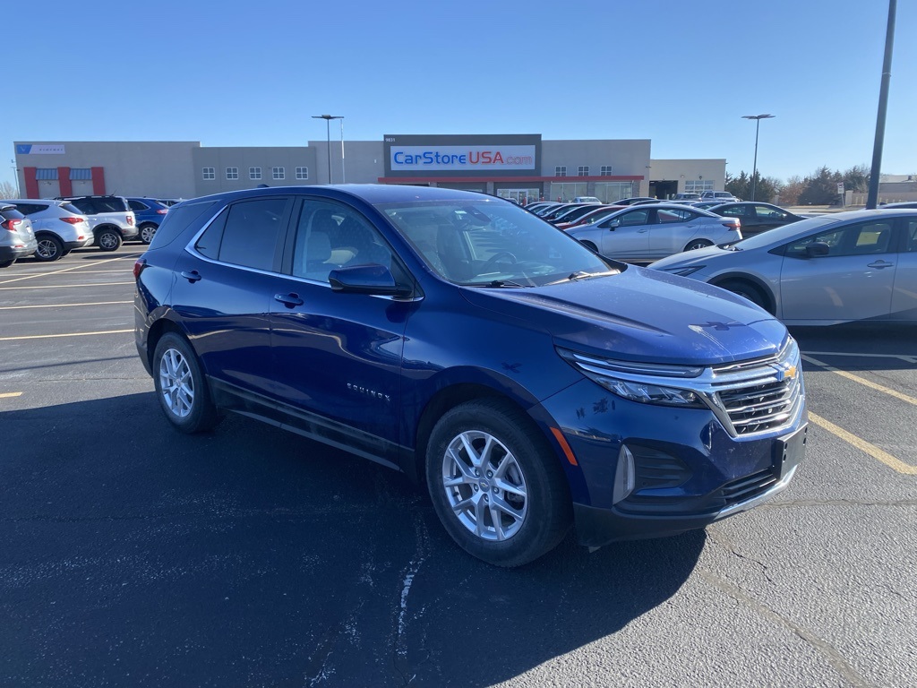 2022 Chevrolet Equinox LT FWD with 2FL
