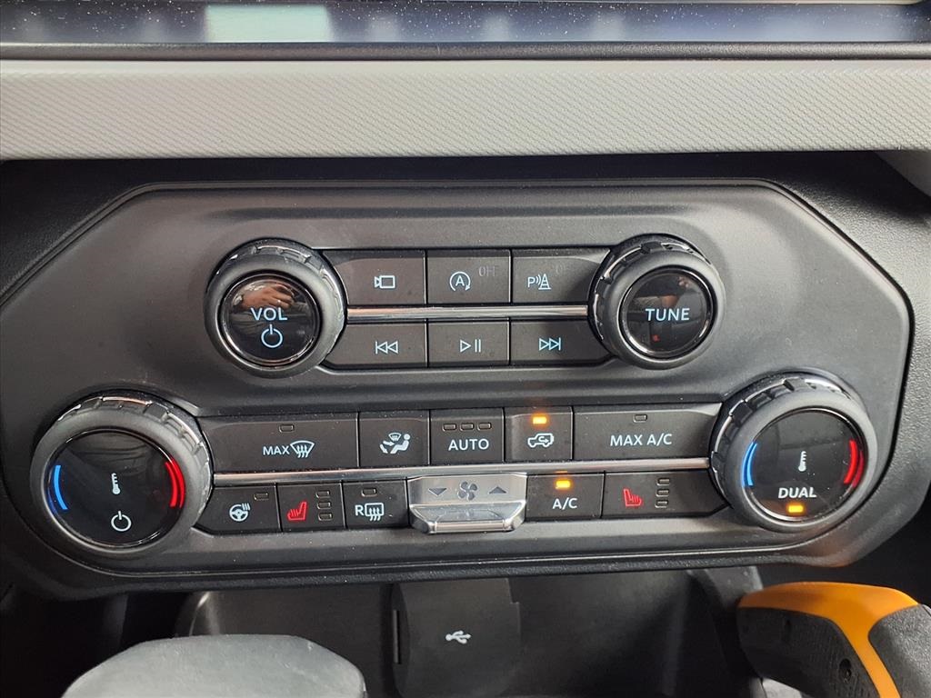 2022 Ford Bronco Badlands Black at Legacy Ford