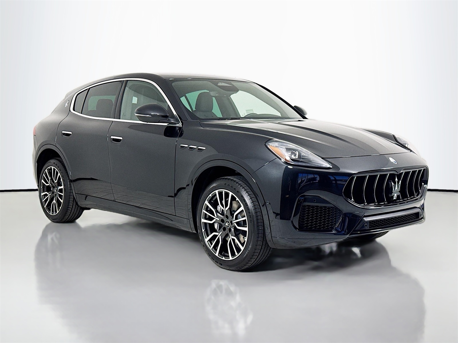 /2025 Maserati Grecale