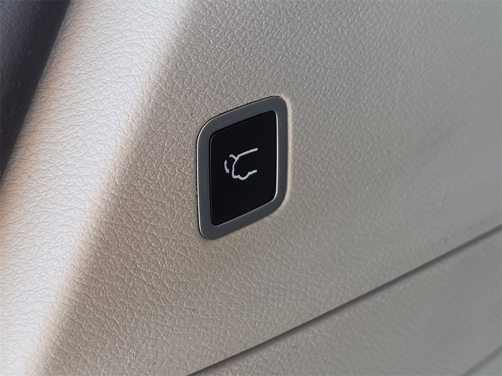 2022 Chrysler Pacifica Touring L Gray at AutoSavvy Houston Southwest