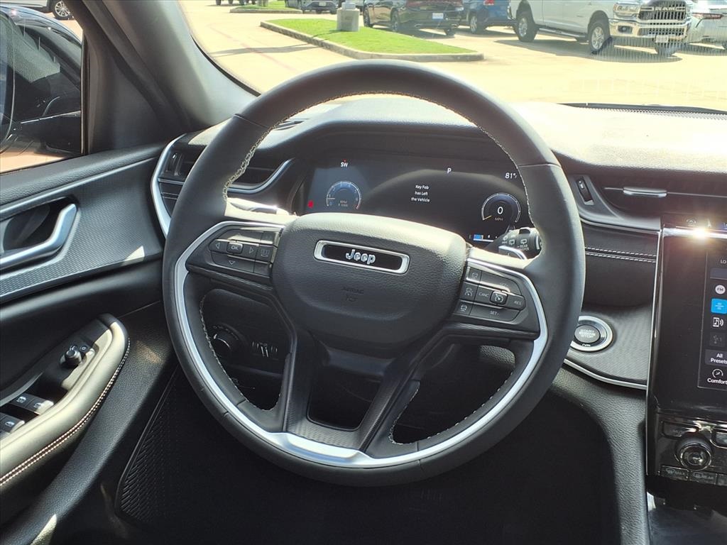 2023 Jeep Grand Cherokee L Altitude Silver at Mac Haik CDJR North Houston