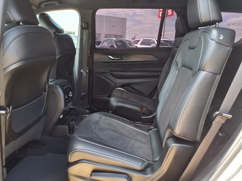 2023 Jeep Grand Cherokee L Altitude Silver at Mac Haik CDJR North Houston