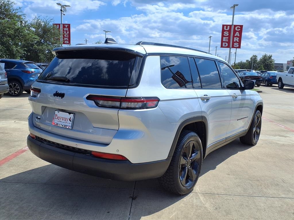 2023 Jeep Grand Cherokee L Altitude Silver at Mac Haik CDJR North Houston