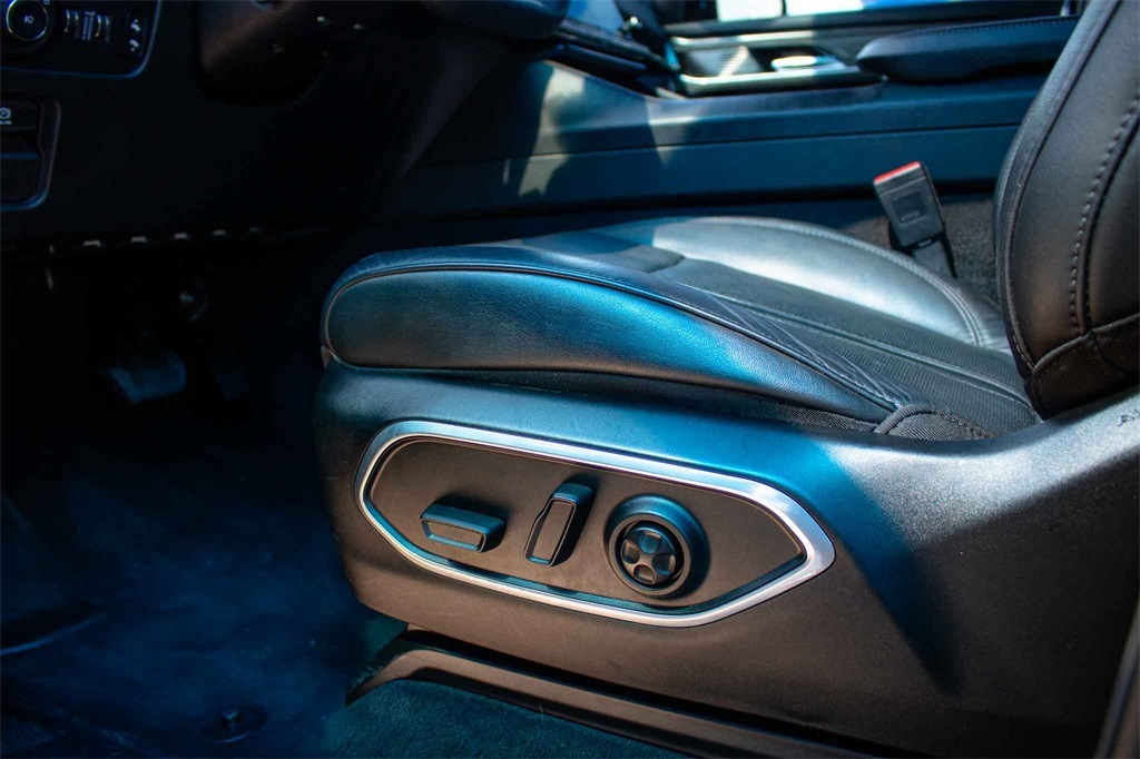 Used Car 2023 Jeep Wagoneer  Series Ii For Sale Under $50,000 In San Marcos, Texas