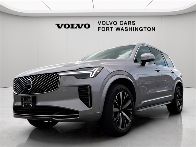 2026 Volvo XC90 Core's photo