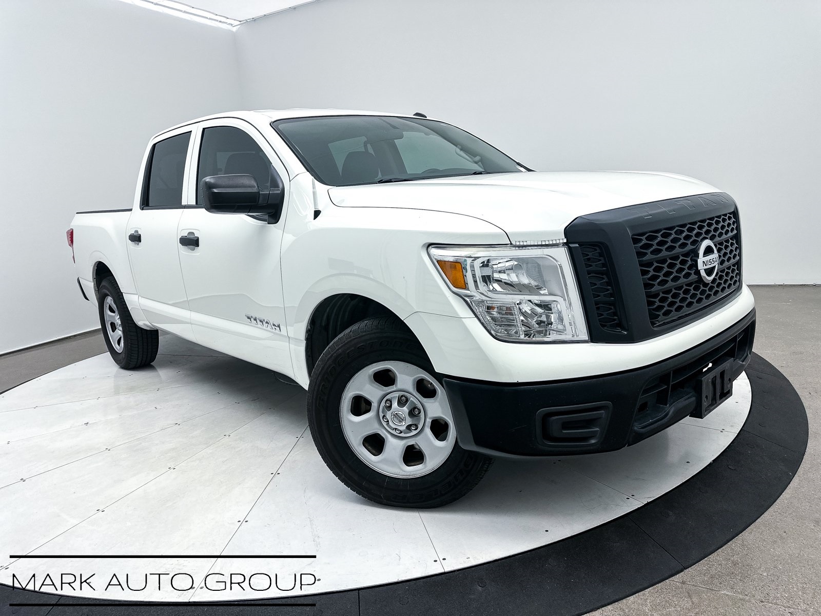 2019 Nissan Titan S