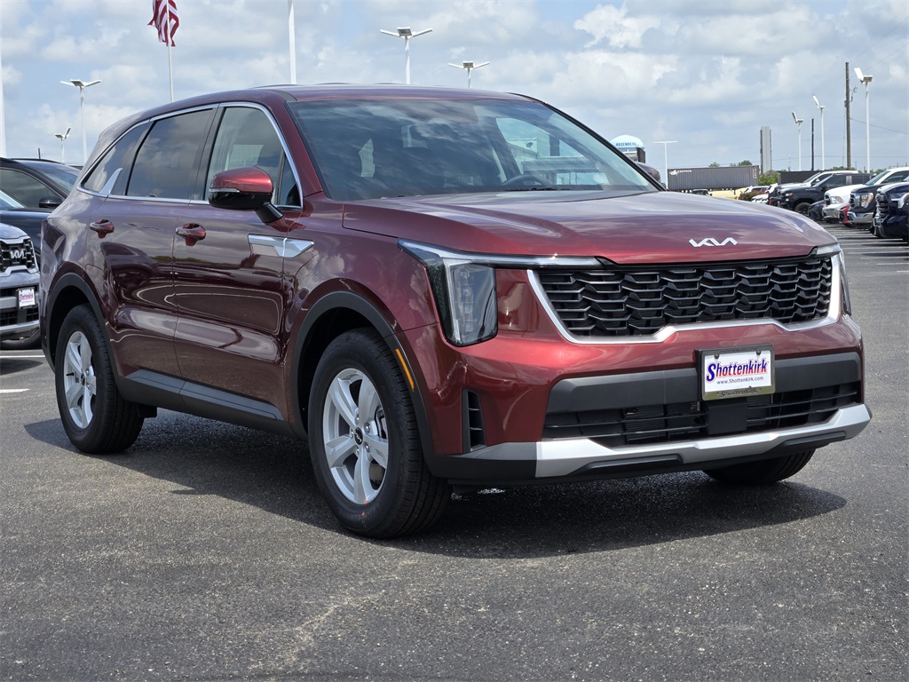 2025 Kia Sorento LX - 1