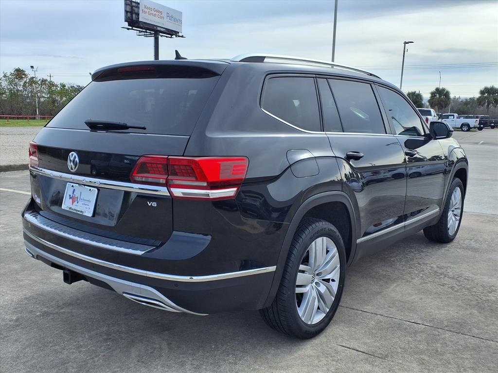 2019 Volkswagen Atlas SEL Black at River Oaks CDJR