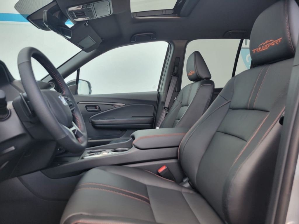 Thumbnail: 2025 Honda Ridgeline - 14