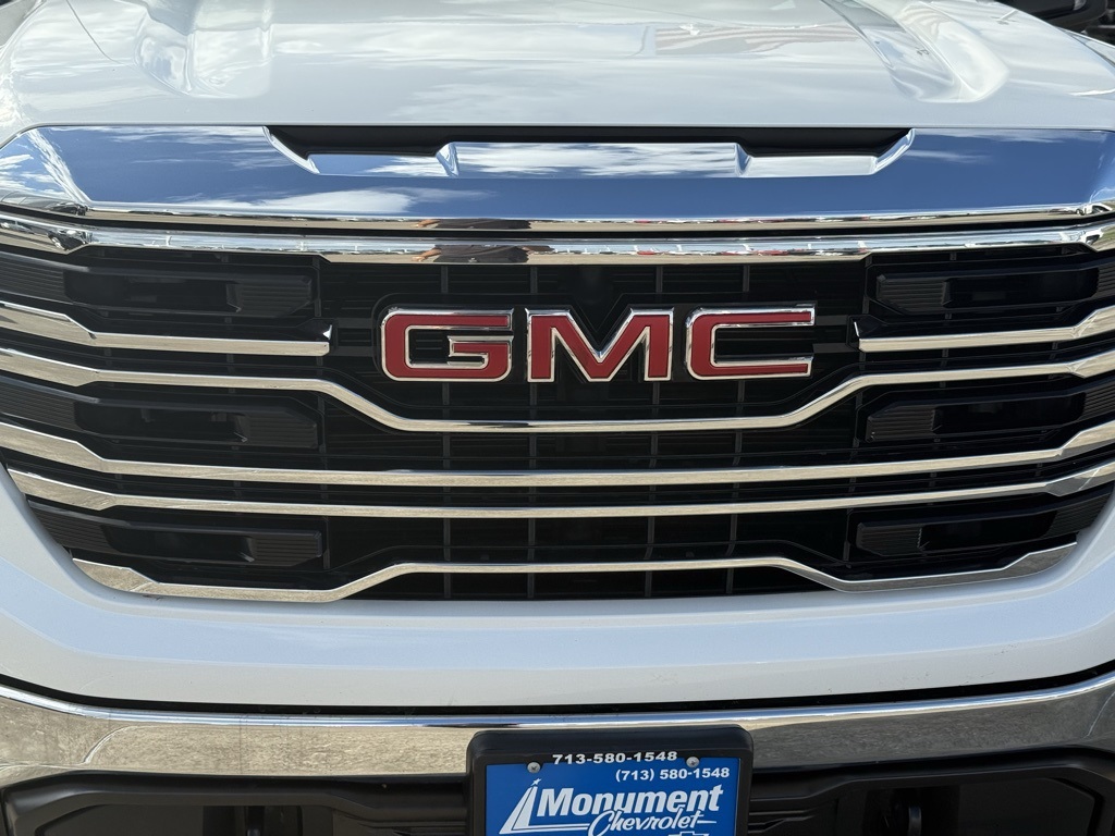 2024 GMC Sierra 1500 SLT - 3