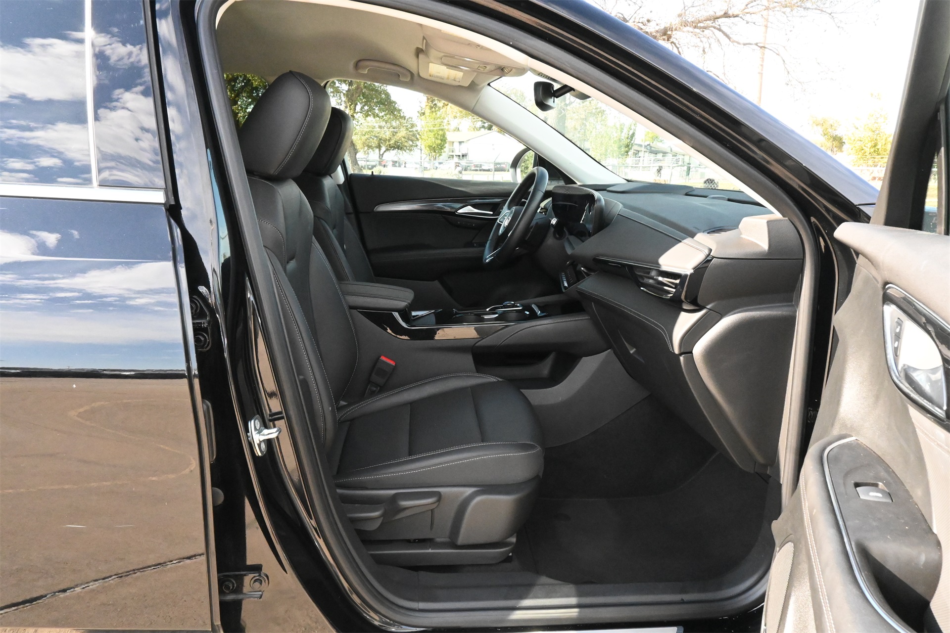 2024 Buick Envision Preferred Black at Texan Dodge Chrysler Jeep Ram