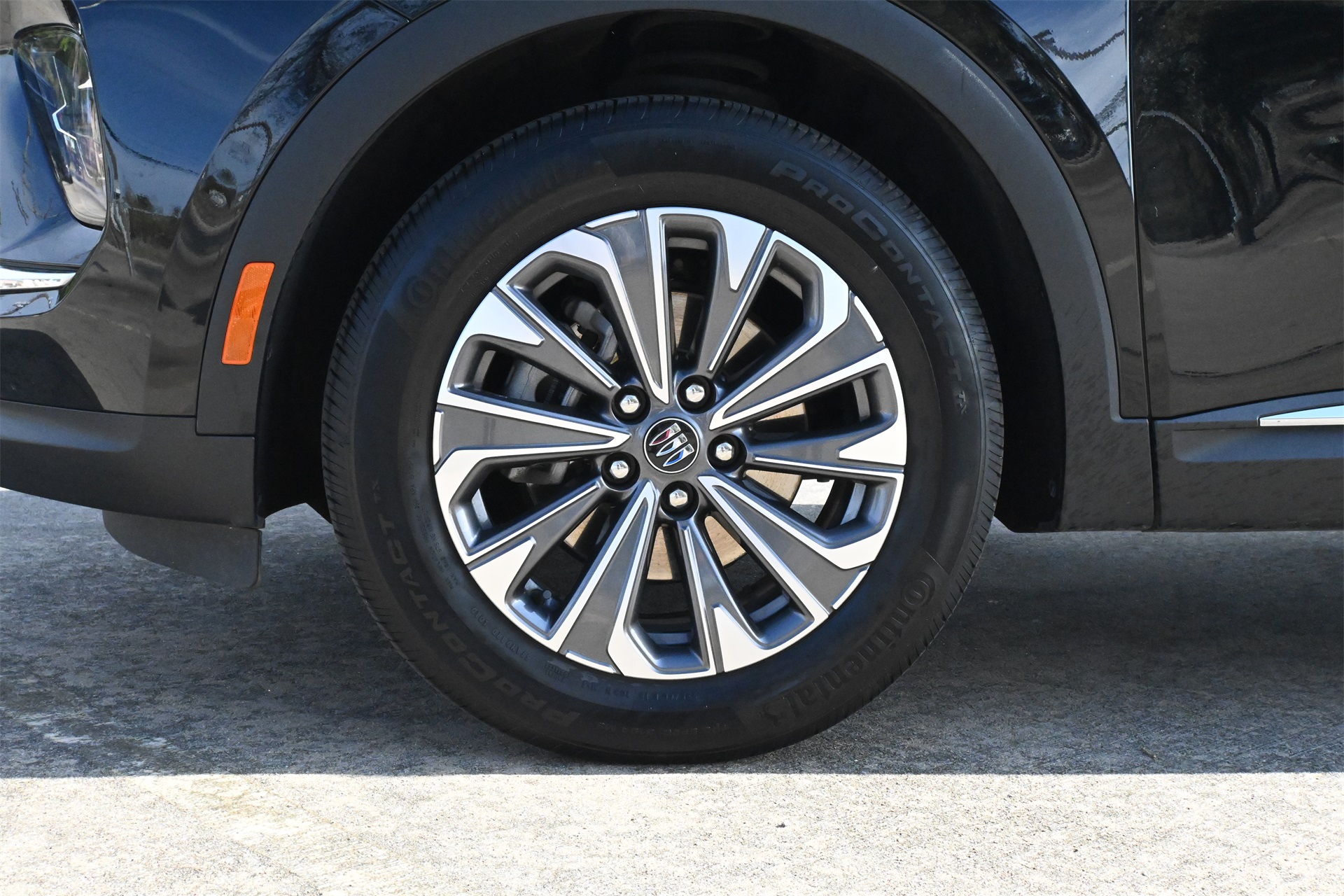 2024 Buick Envision Preferred Black at Texan Dodge Chrysler Jeep Ram