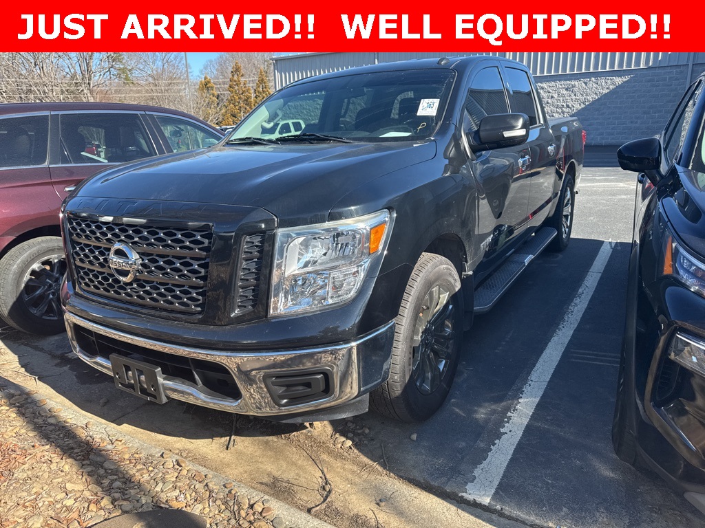 2019 Nissan Titan SV Crew Cab RWD