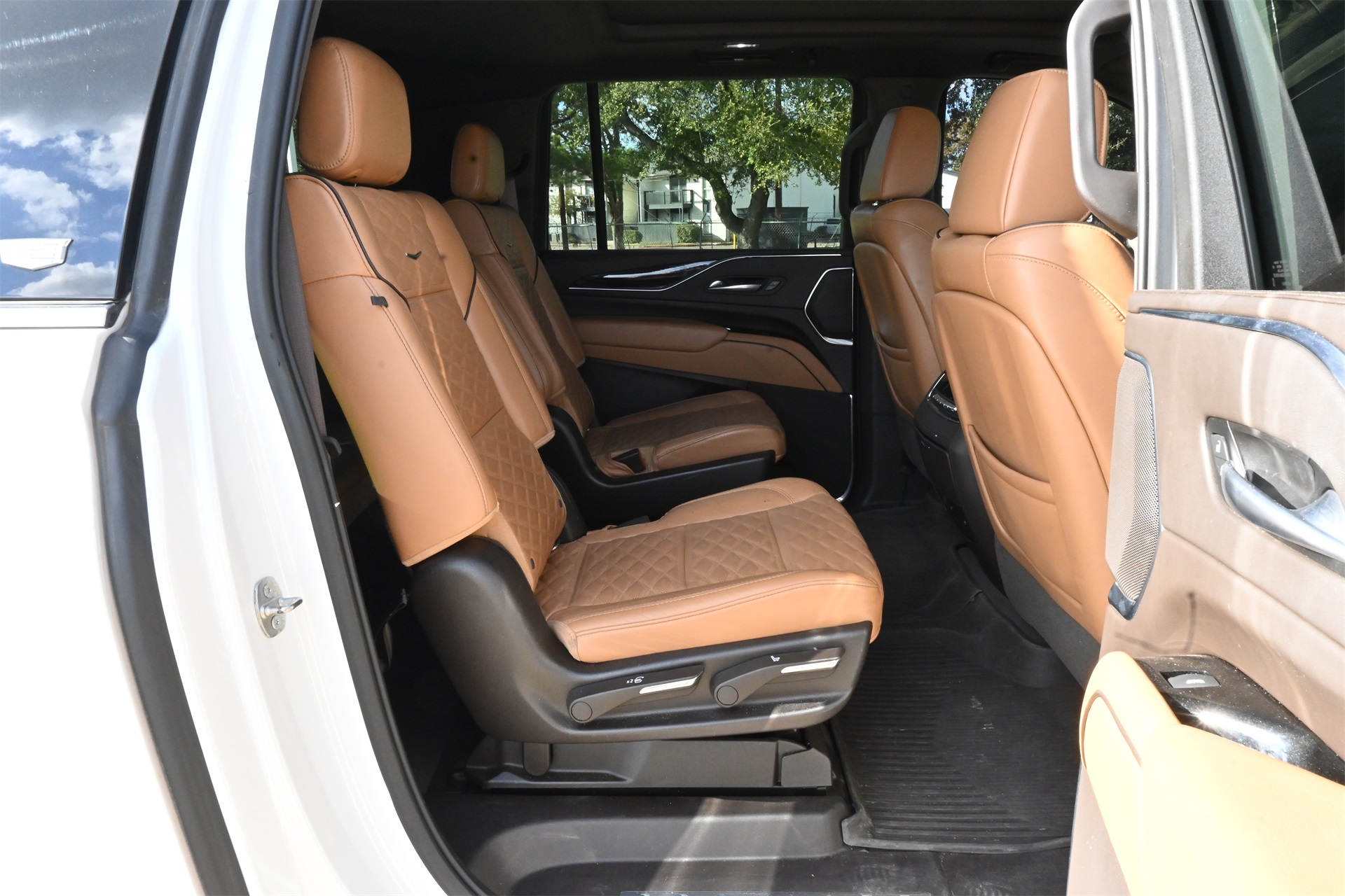 2021 Cadillac Escalade ESV Premium White at Victoria Chrysler Dodge Jeep Ram