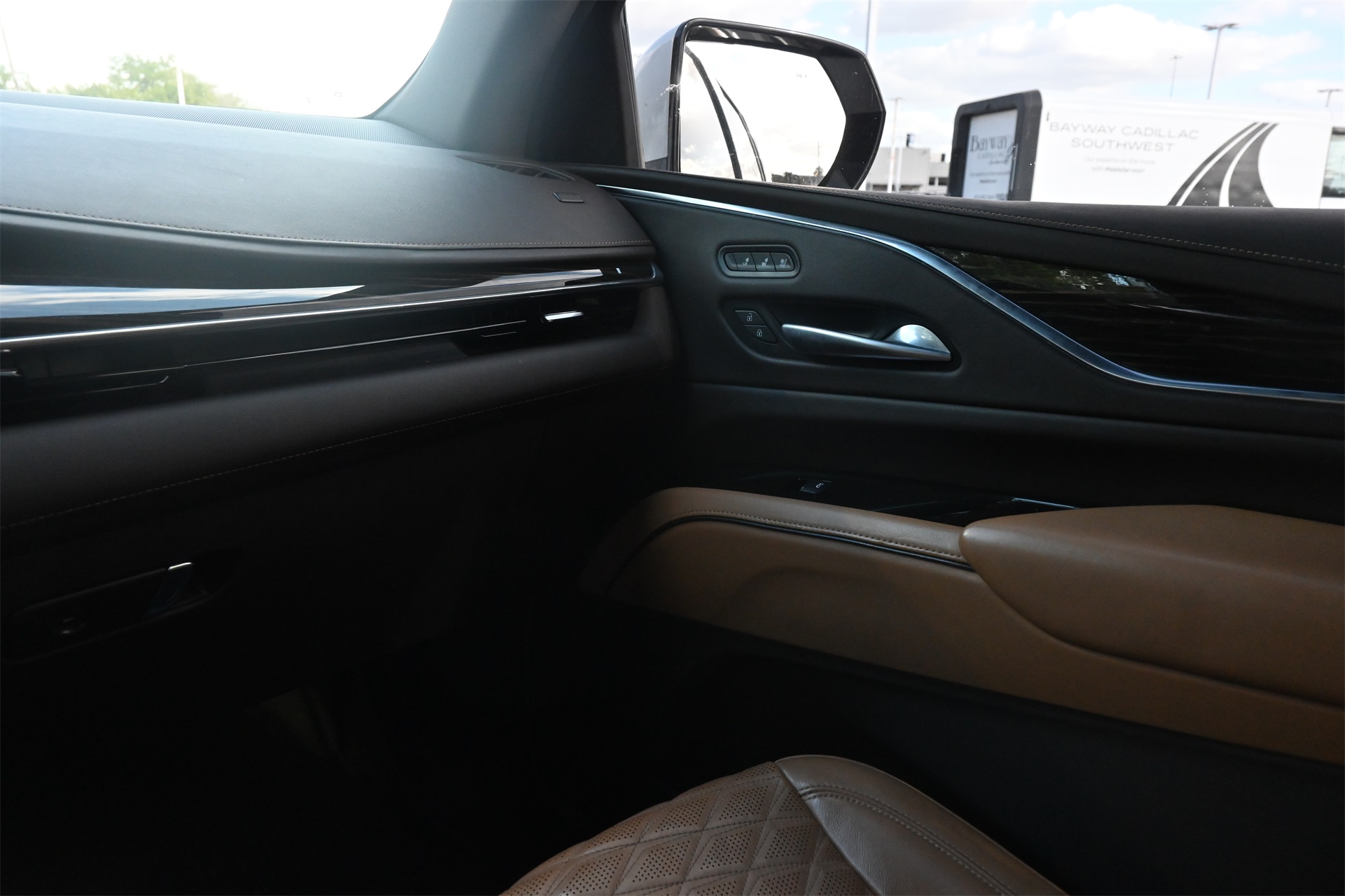 2021 Cadillac Escalade ESV Premium White at Victoria Chrysler Dodge Jeep Ram