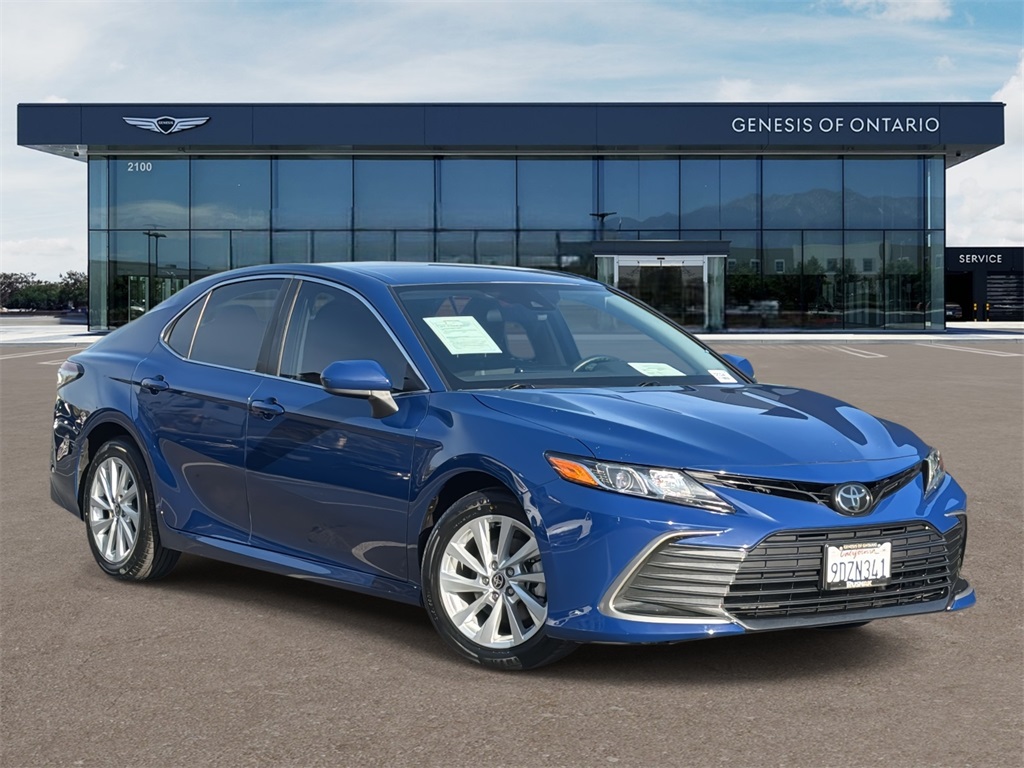 2023 Toyota Camry LE FWD
