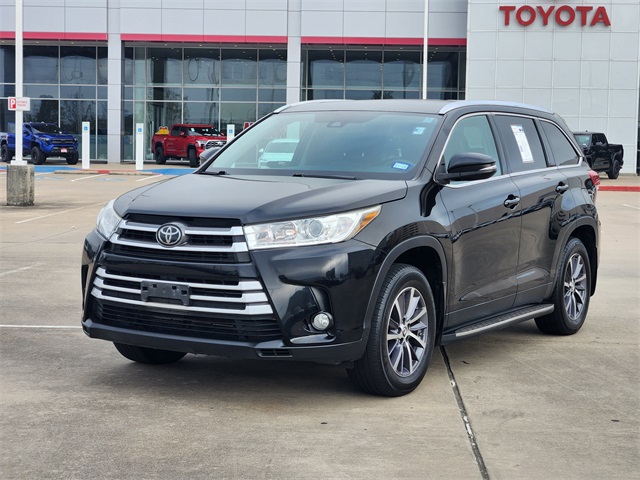 2019 Toyota Highlander XLE Black at Mac Haik CDJR North Houston