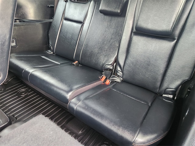 2019 Toyota Highlander XLE Black at Mac Haik CDJR North Houston