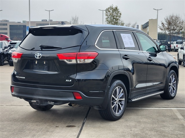 2019 Toyota Highlander XLE Black at Mac Haik CDJR North Houston