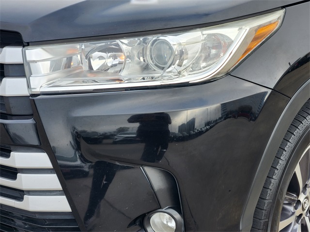 2019 Toyota Highlander XLE Black at Mac Haik CDJR North Houston