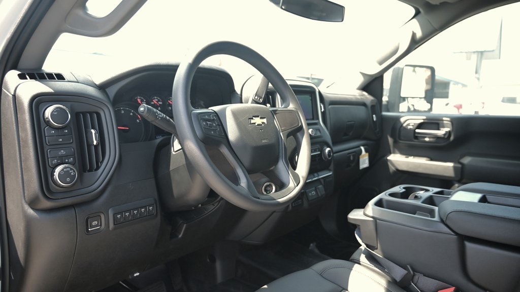 2025 Chevrolet Silverado 3500HD Work Truck White at Traditions Chevrolet