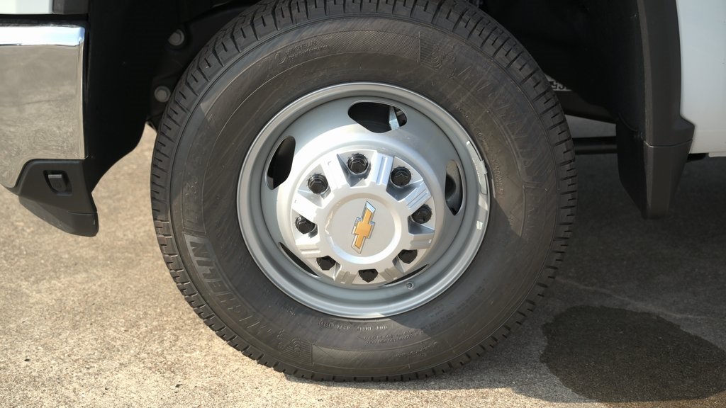 2025 Chevrolet Silverado 3500HD Work Truck White at Traditions Chevrolet